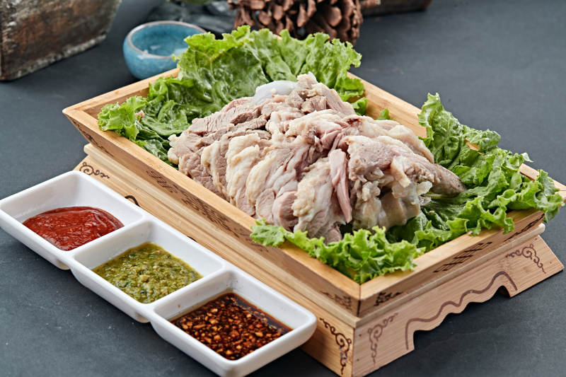 清水炖煮手把肉