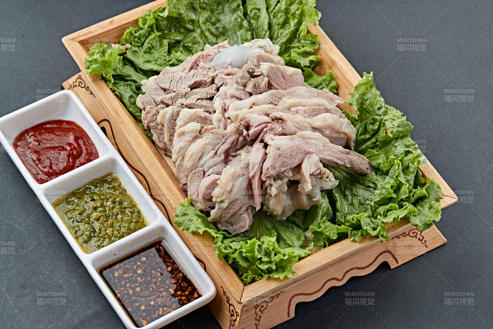 清水炖煮手把肉