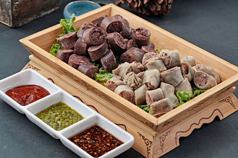 蘸汁蒜香双拼肠肥羊蒜肠灌羊血肠