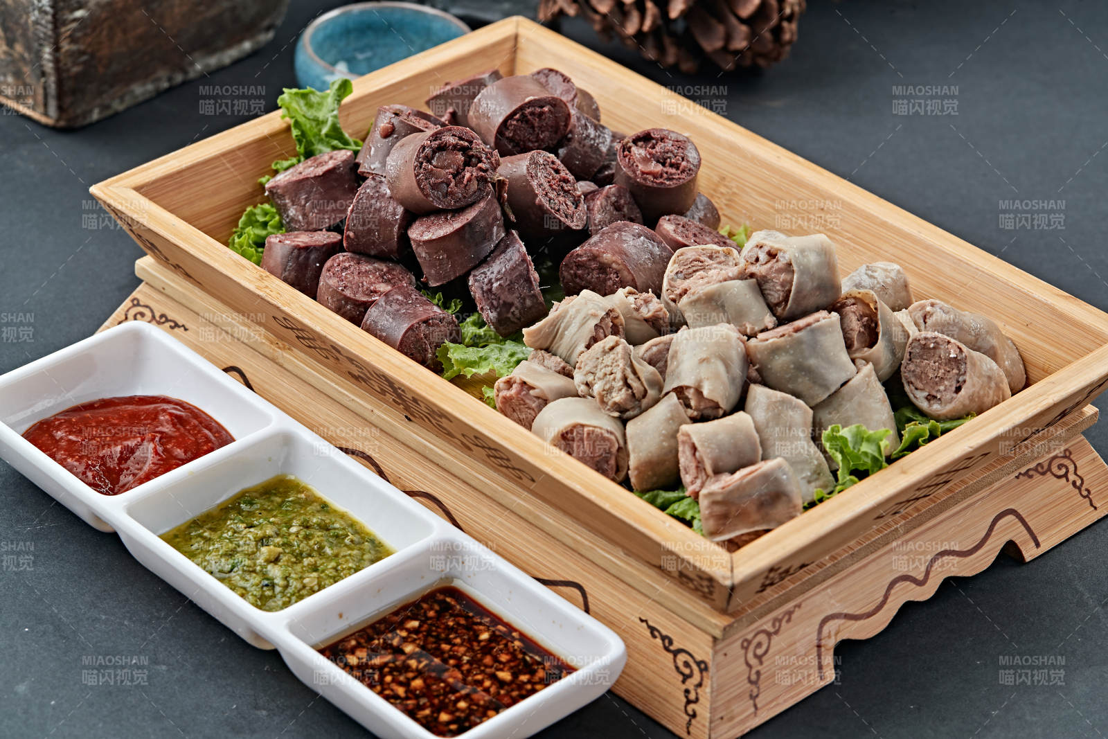 蘸汁蒜香雙拼腸肥羊蒜腸灌羊血腸