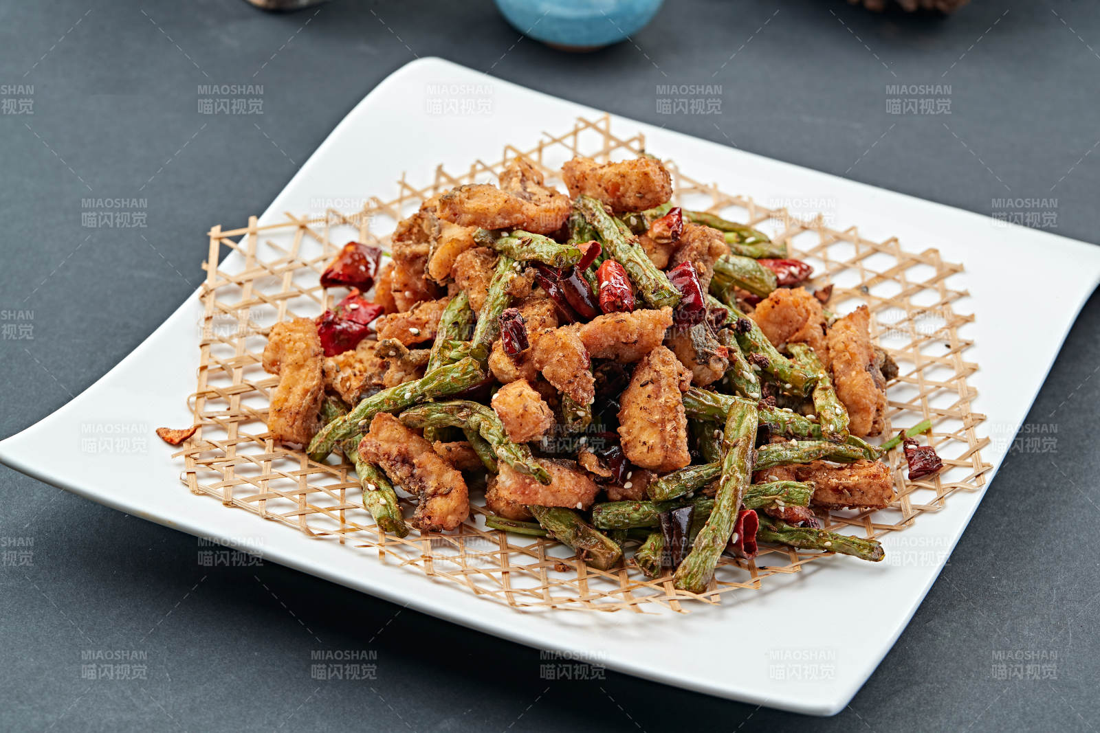 辣子兔丁干煸豆角