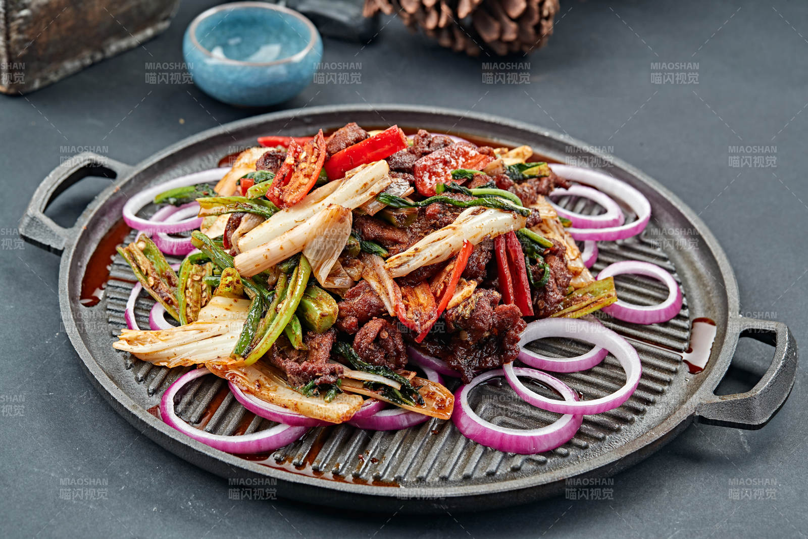 炙子铁板什锦蔬菜煎牛柳