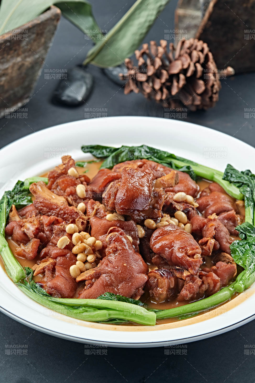 红烧黄豆炖猪蹄