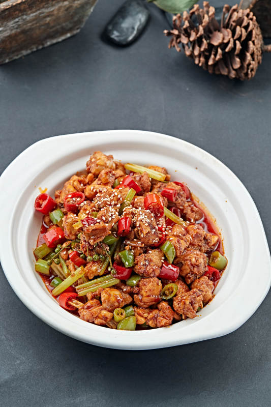 川香辣子爆兔丁