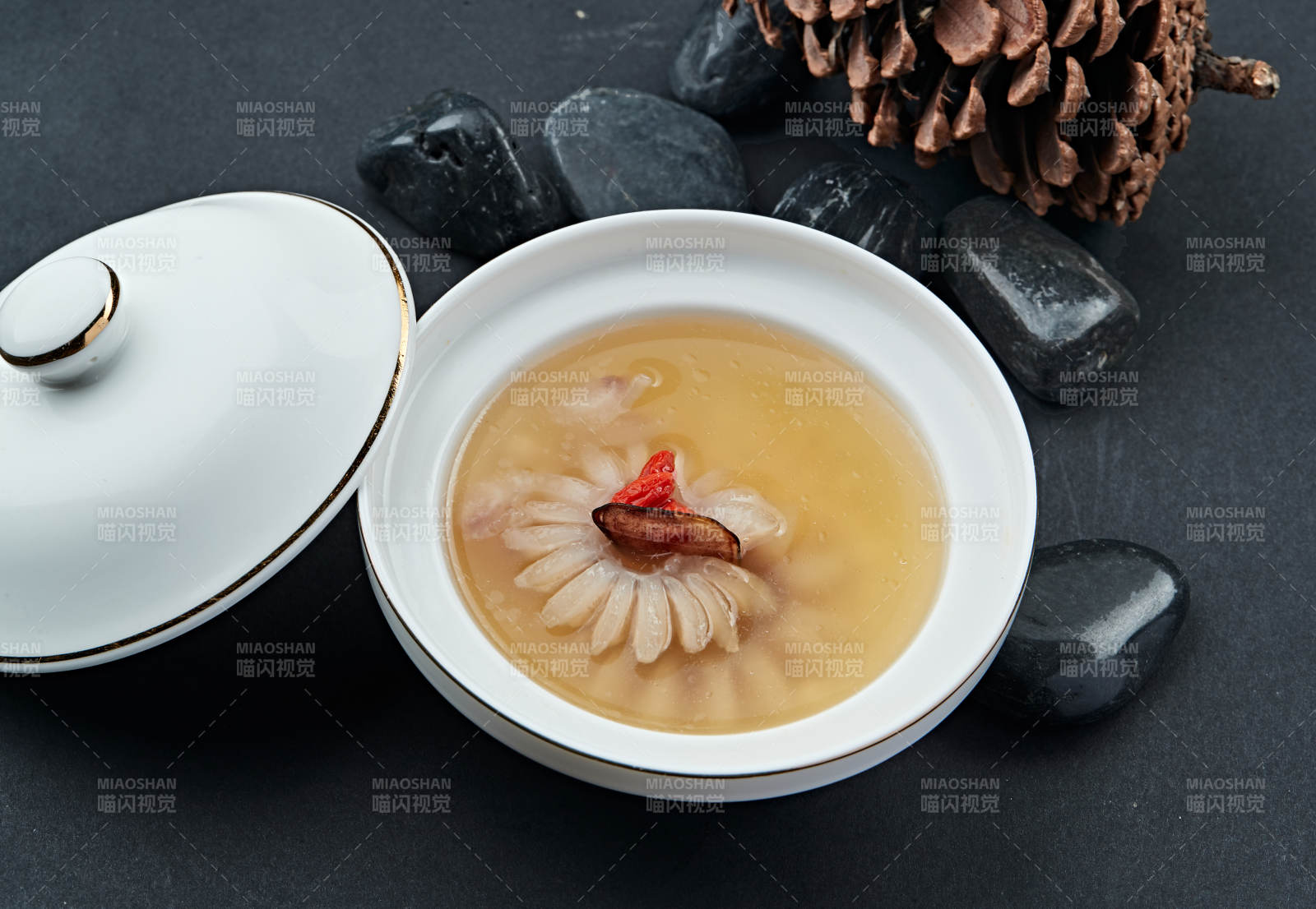 枸杞養殖鹿鞭鹿茸滋補養生堂