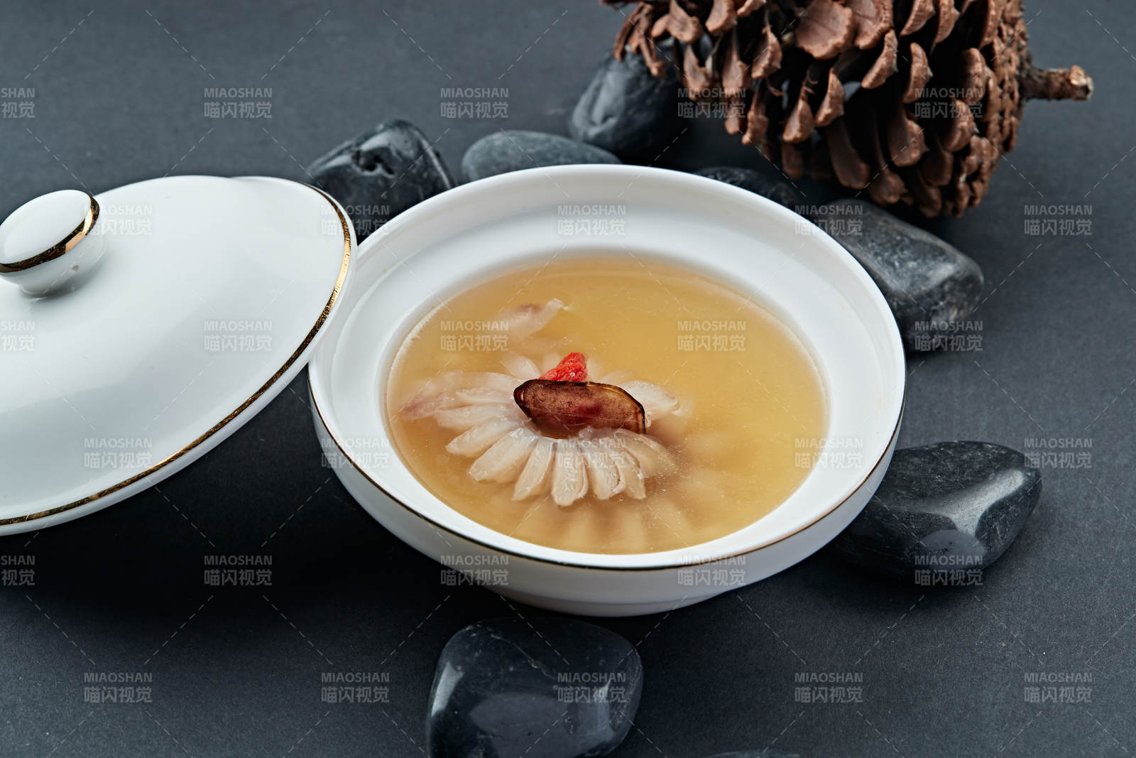 枸杞養殖鹿鞭鹿茸滋補養生堂