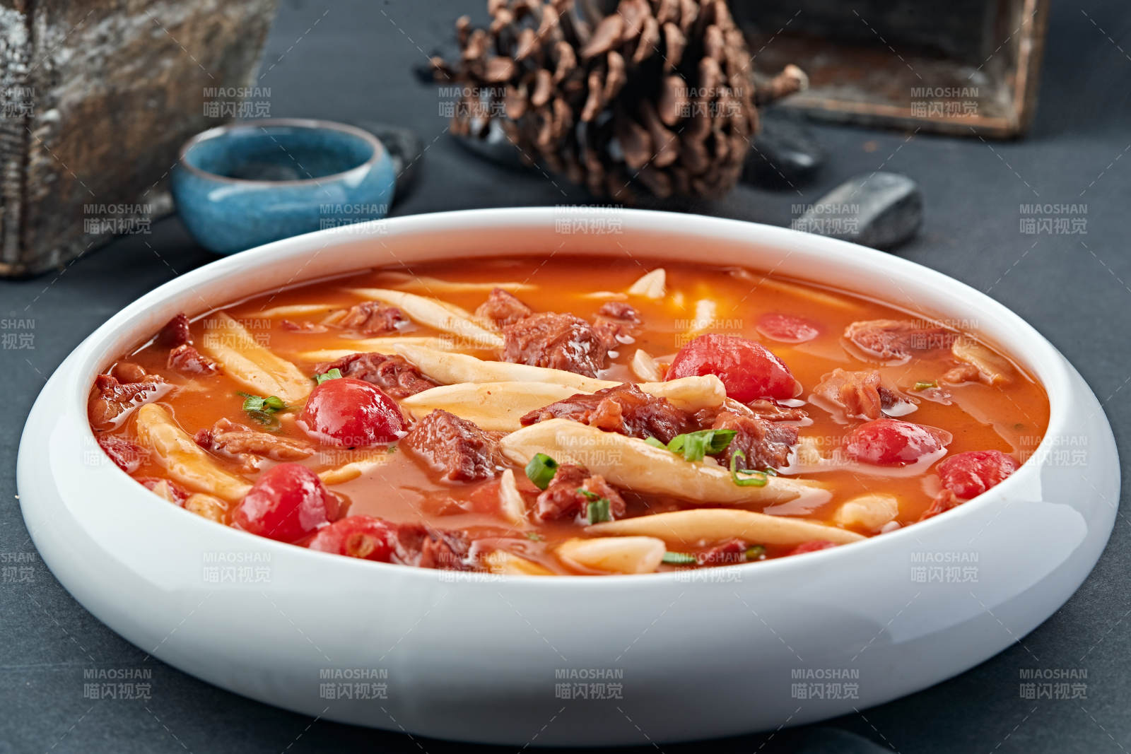 西紅柿牛腩面棍湯