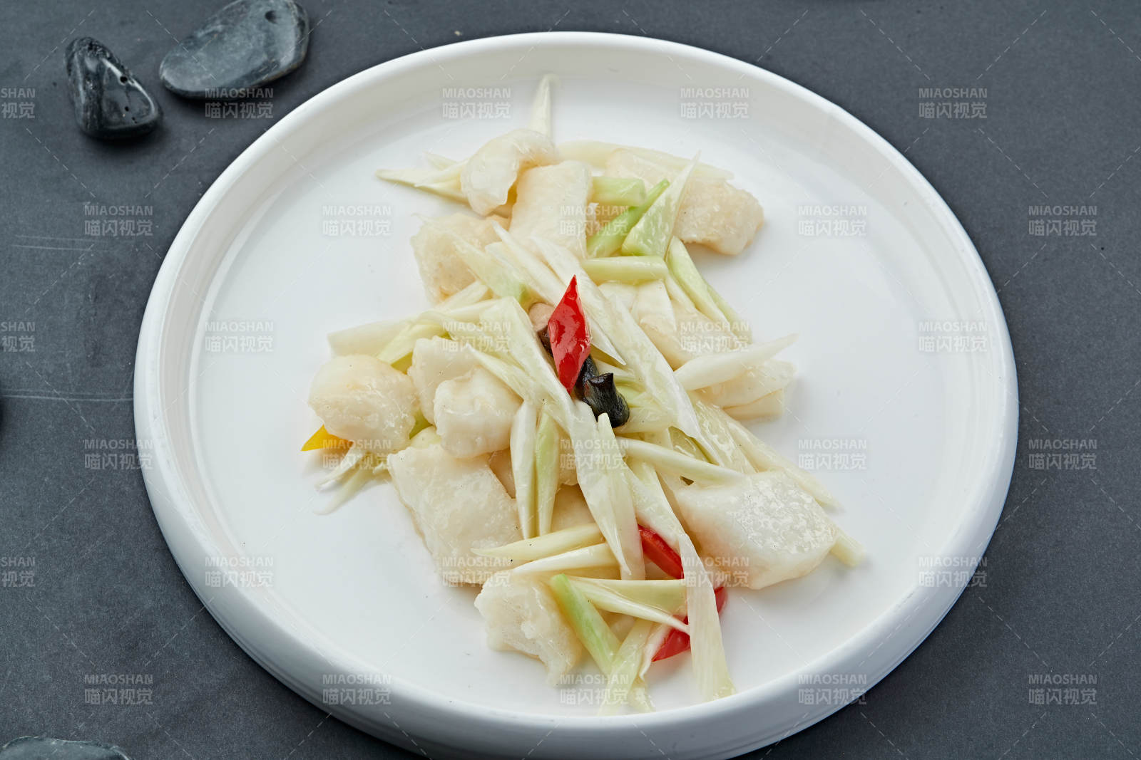 清炒芦笋银鳕鱼