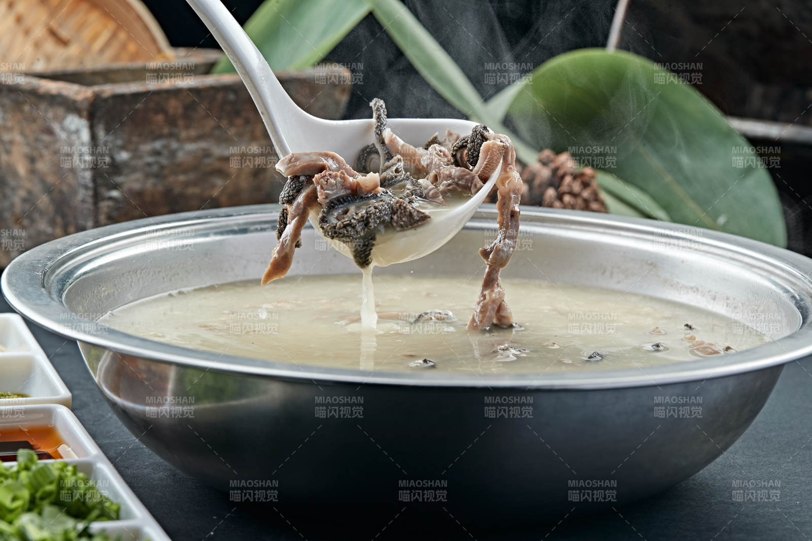 酸湯砂鍋羊雜碎