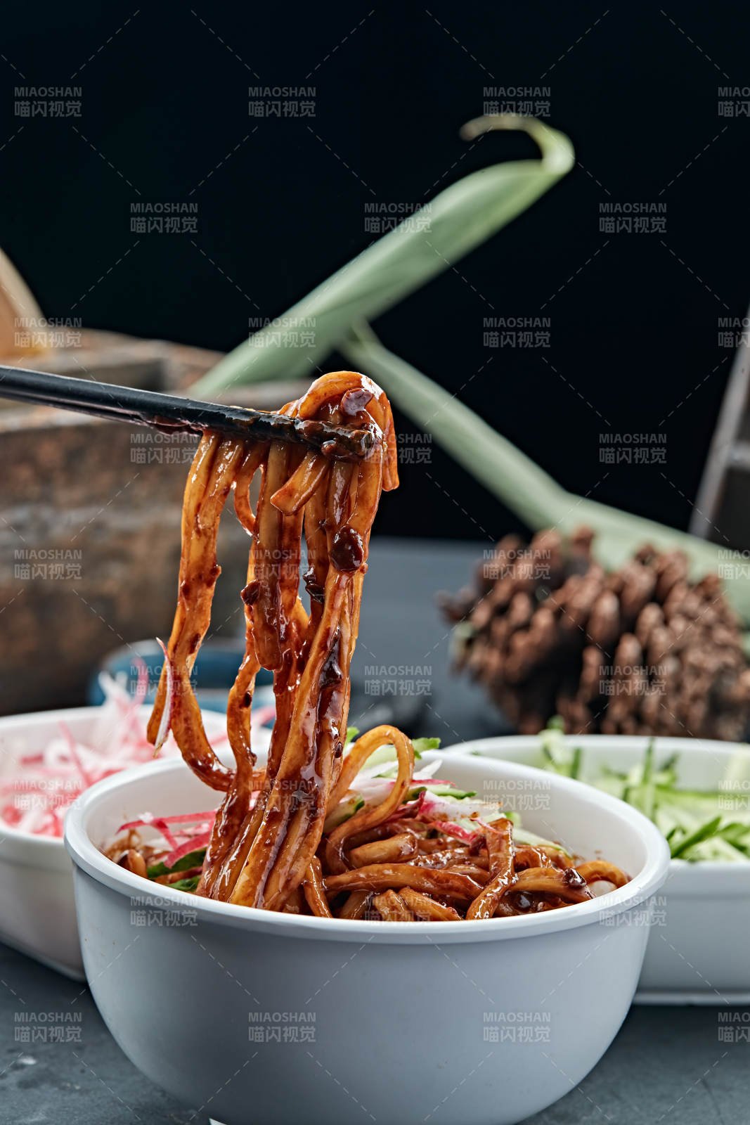 老北京肉丁炸醬面