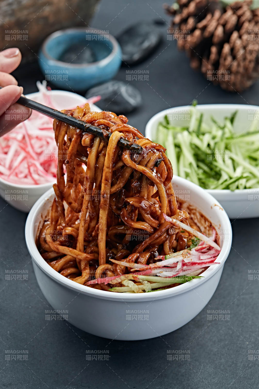 老北京肉丁炸醬面