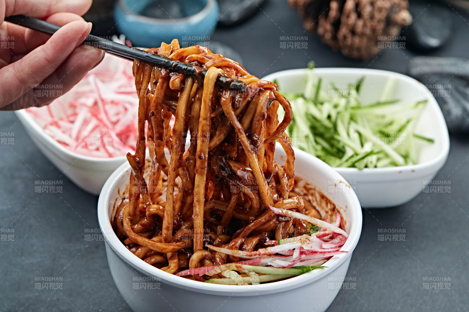 老北京肉丁炸醬面