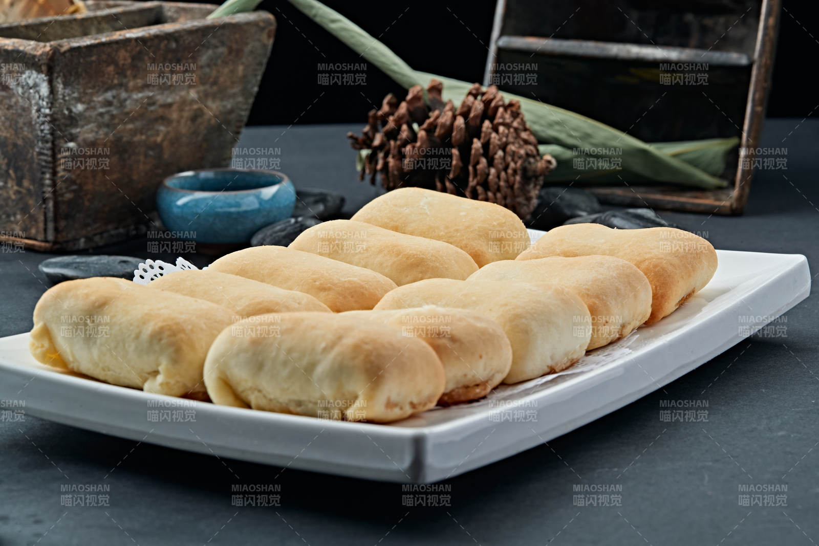 新疆馕坑烤包子