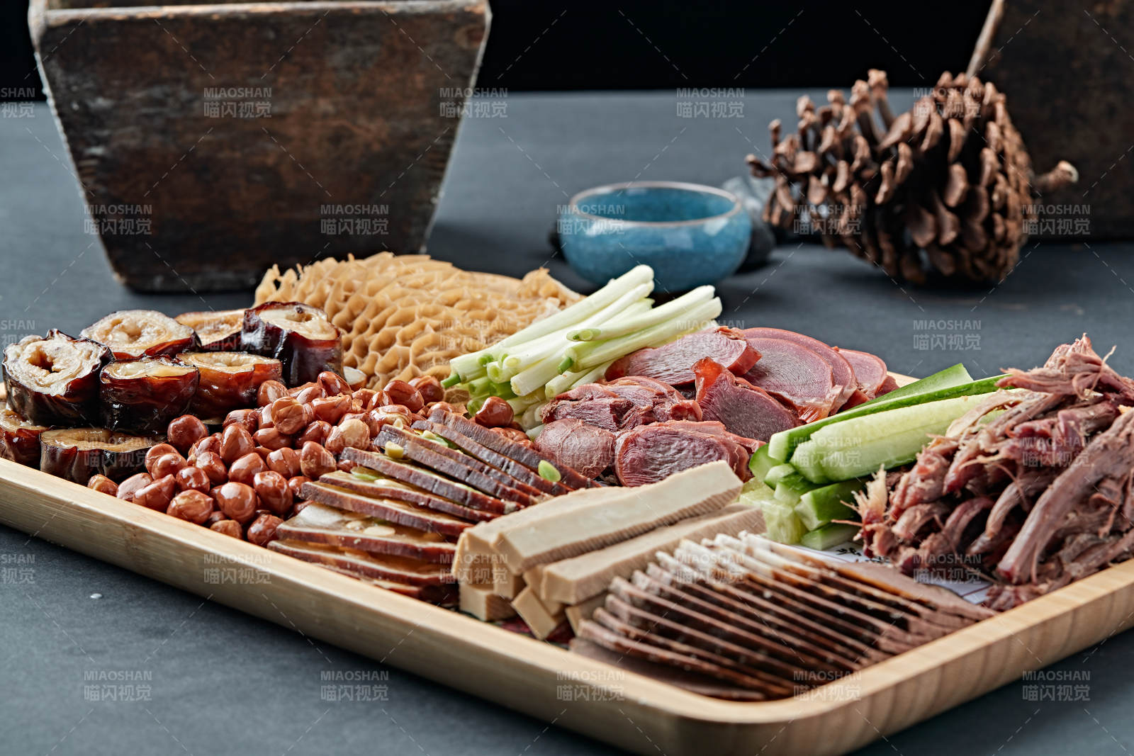 農家葷素大拼盤