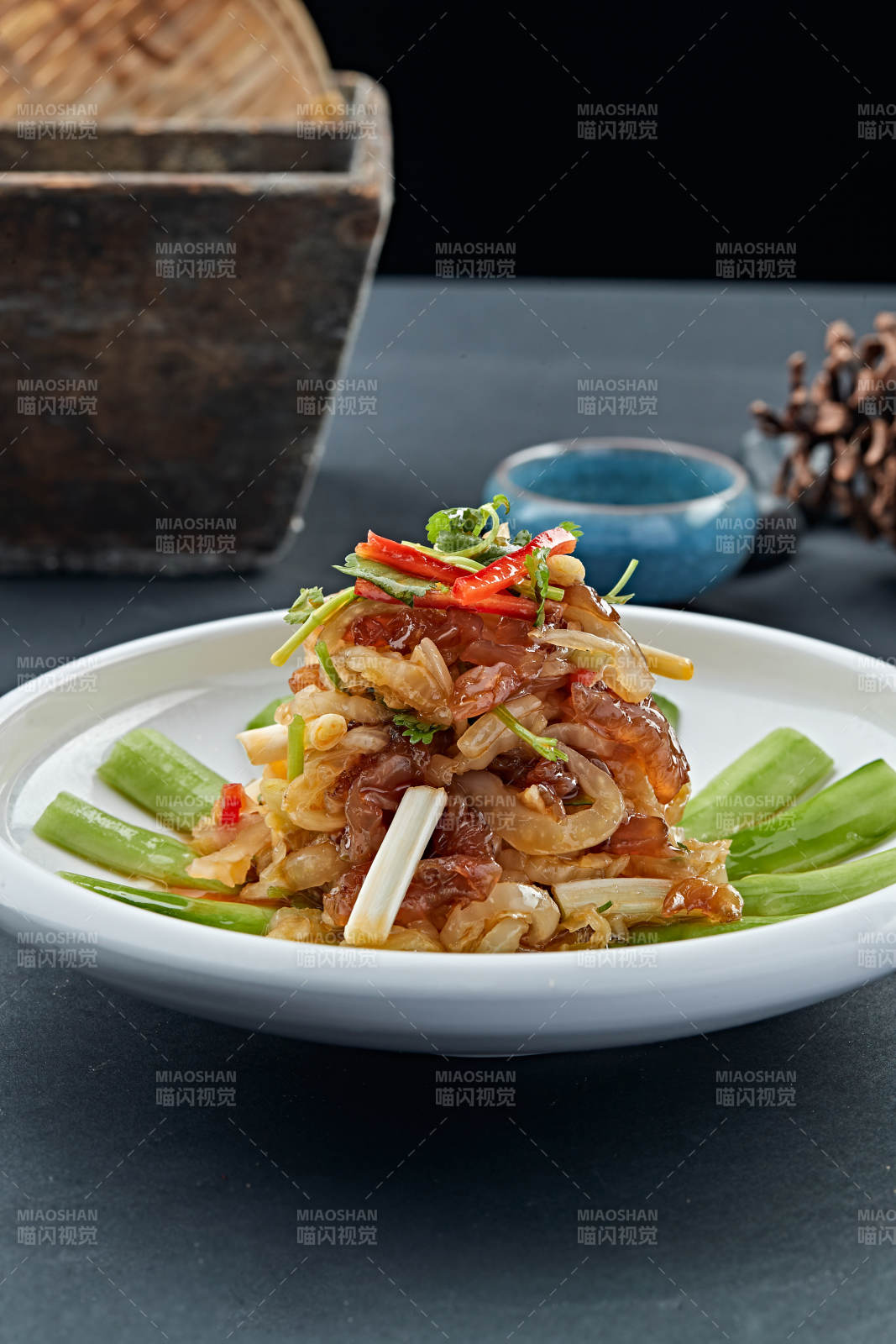 白菜心拌海蛰头