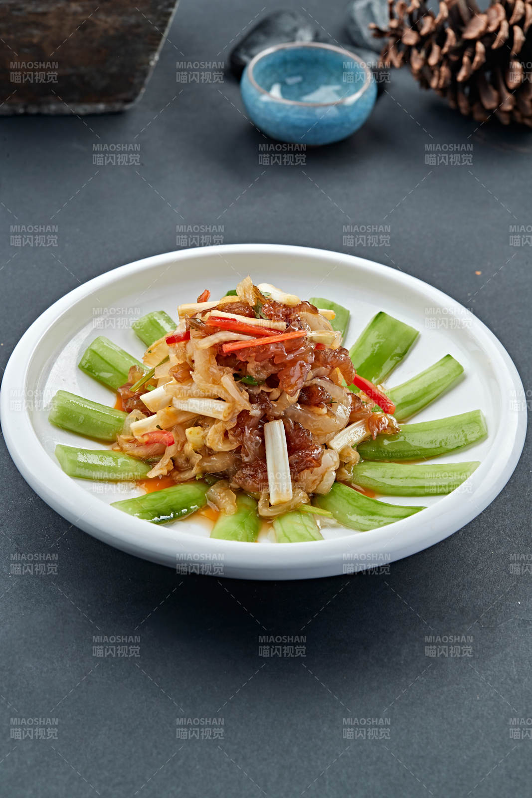 白菜心拌海蛰头