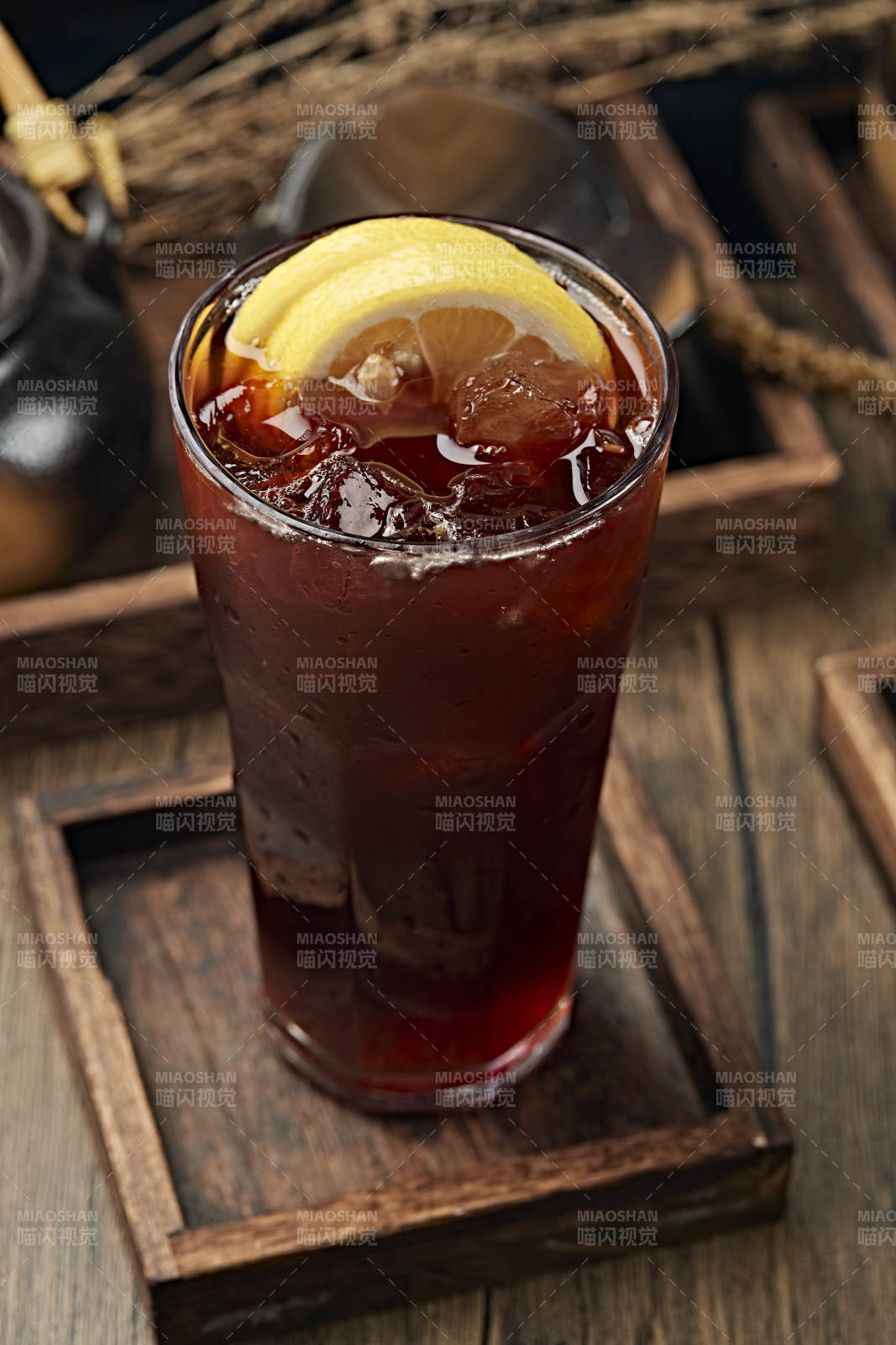 解暑饮料冰红茶柠檬冰红茶冰乌龙茶