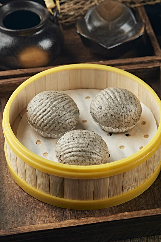 港式茶餐香蒸黑芝麻流沙包