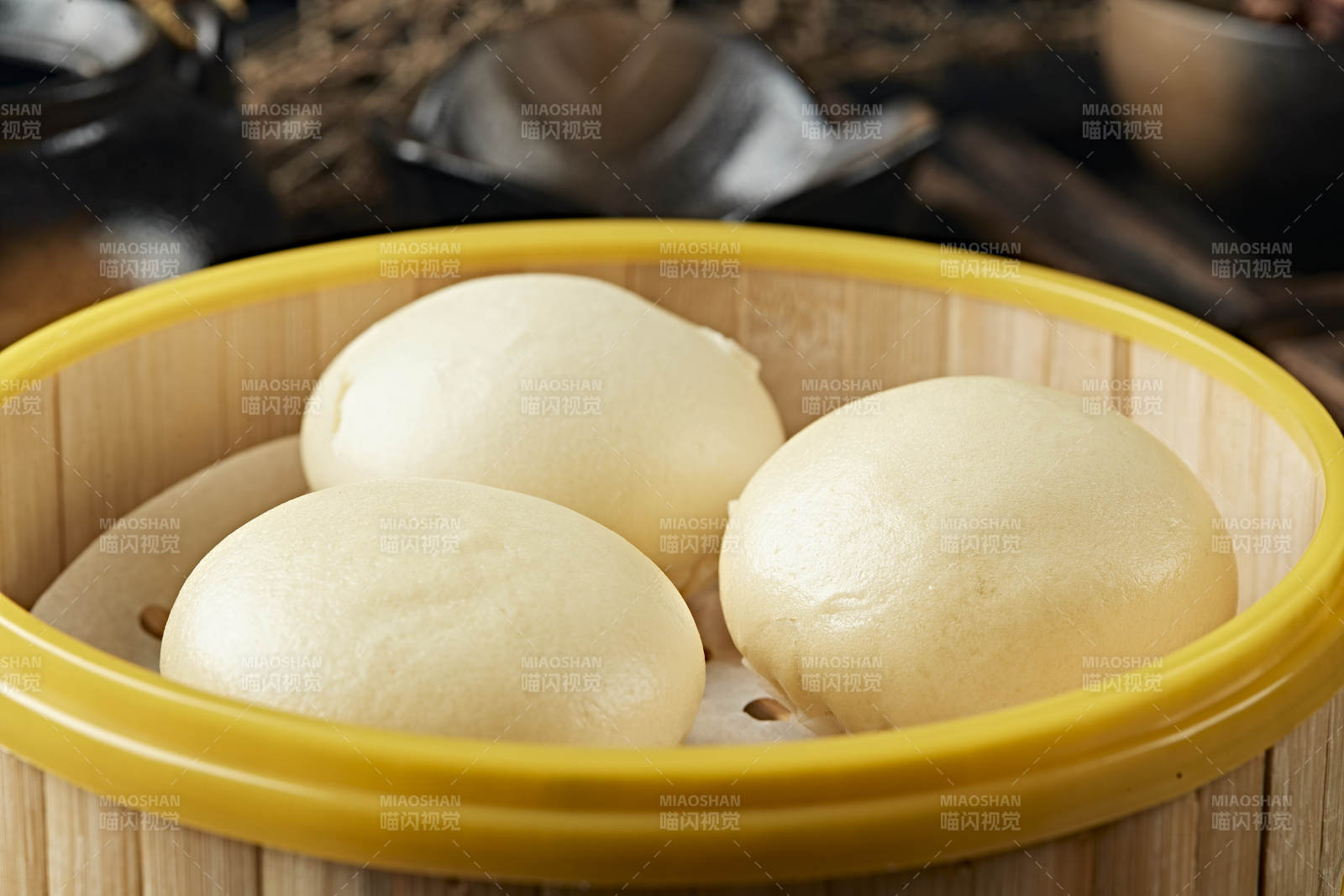 港式茶餐黃金流沙包