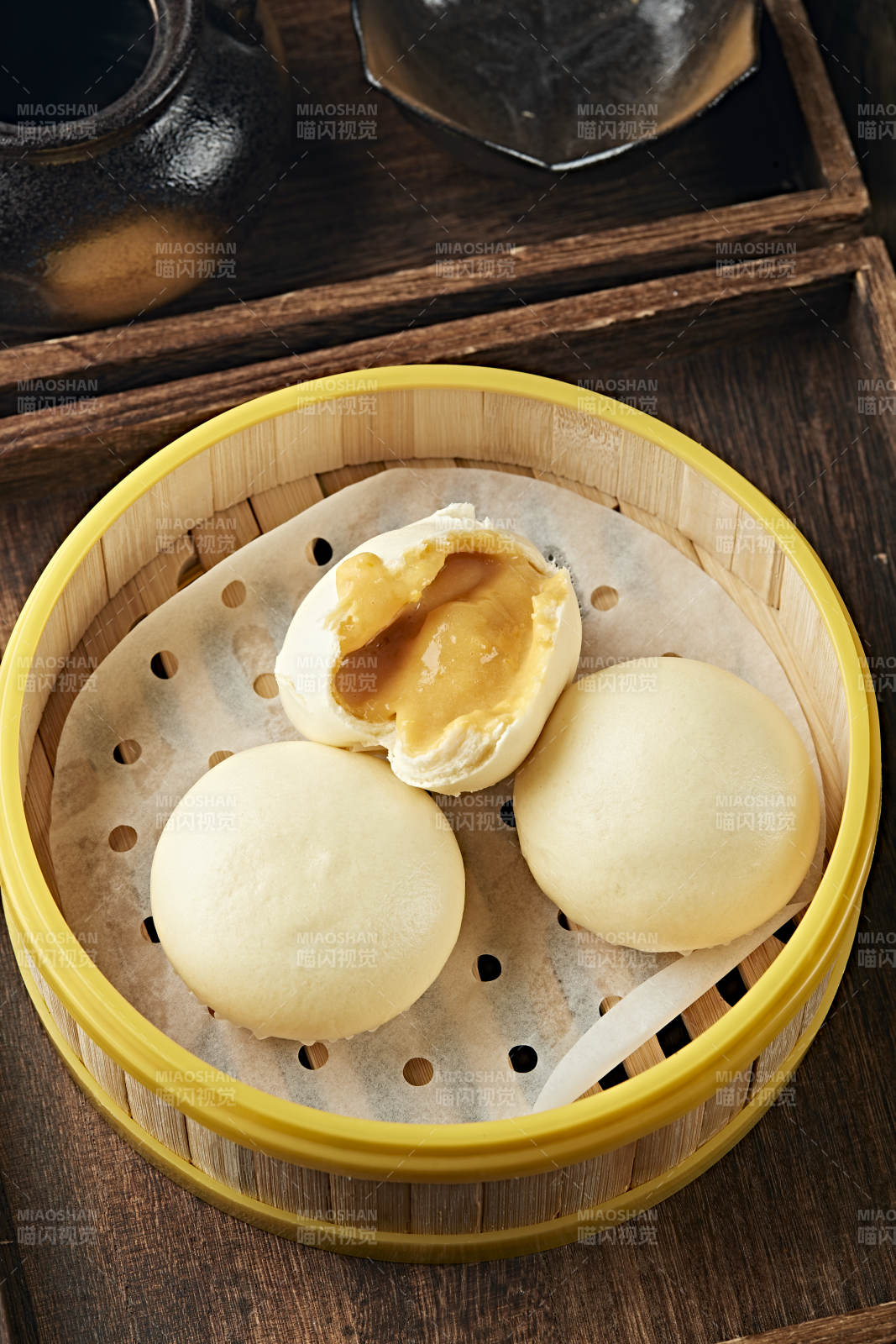 港式茶餐黃金流沙包