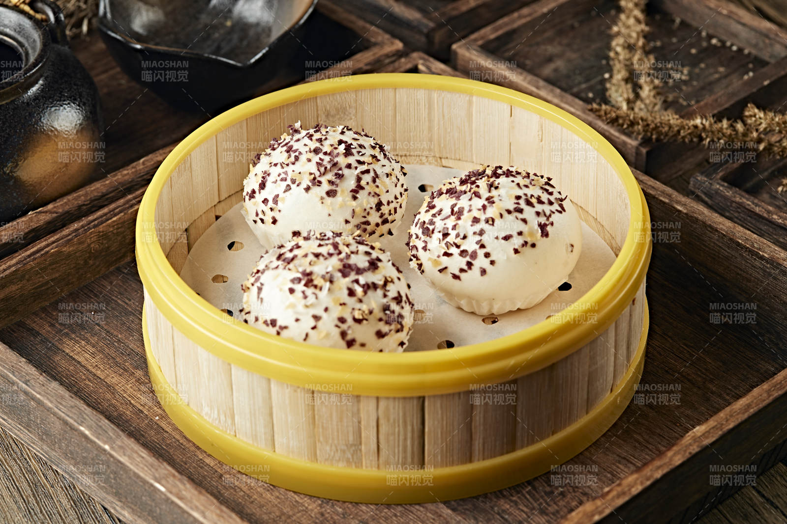 港式茶餐七彩奶黃流沙包