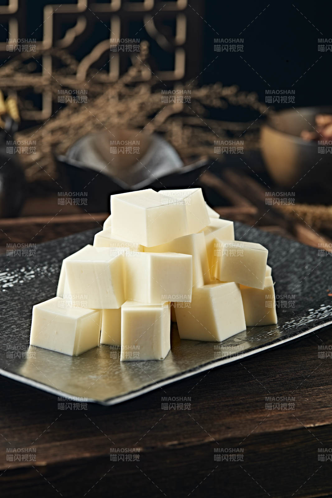 港式茶餐奶香杏仁豆腐