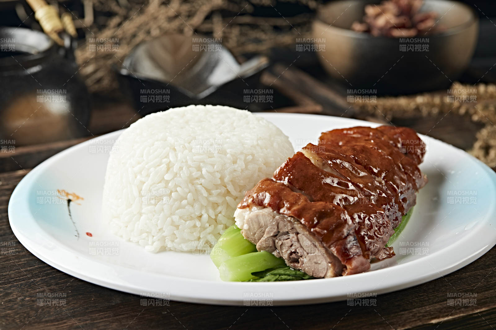 港式茶餐腊味烧鹅盖浇饭