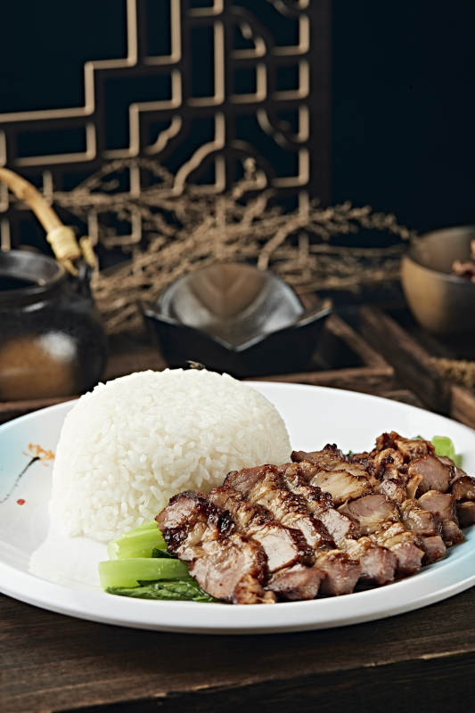 港式茶餐腊味叉烧肉盖浇饭