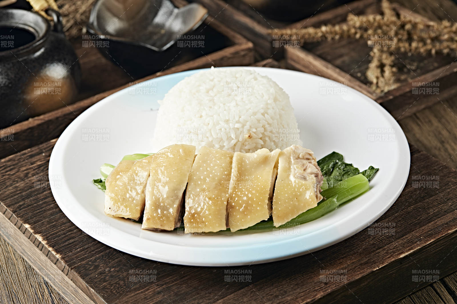 港式茶餐白切盐水鸡盖浇饭