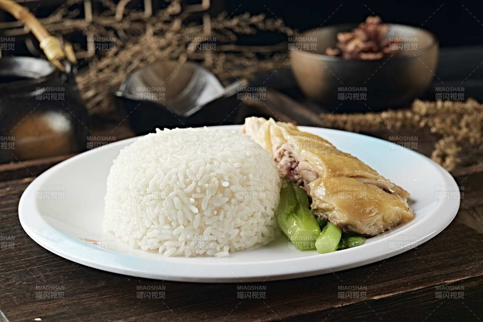 港式茶餐白切盐水鸡盖浇饭