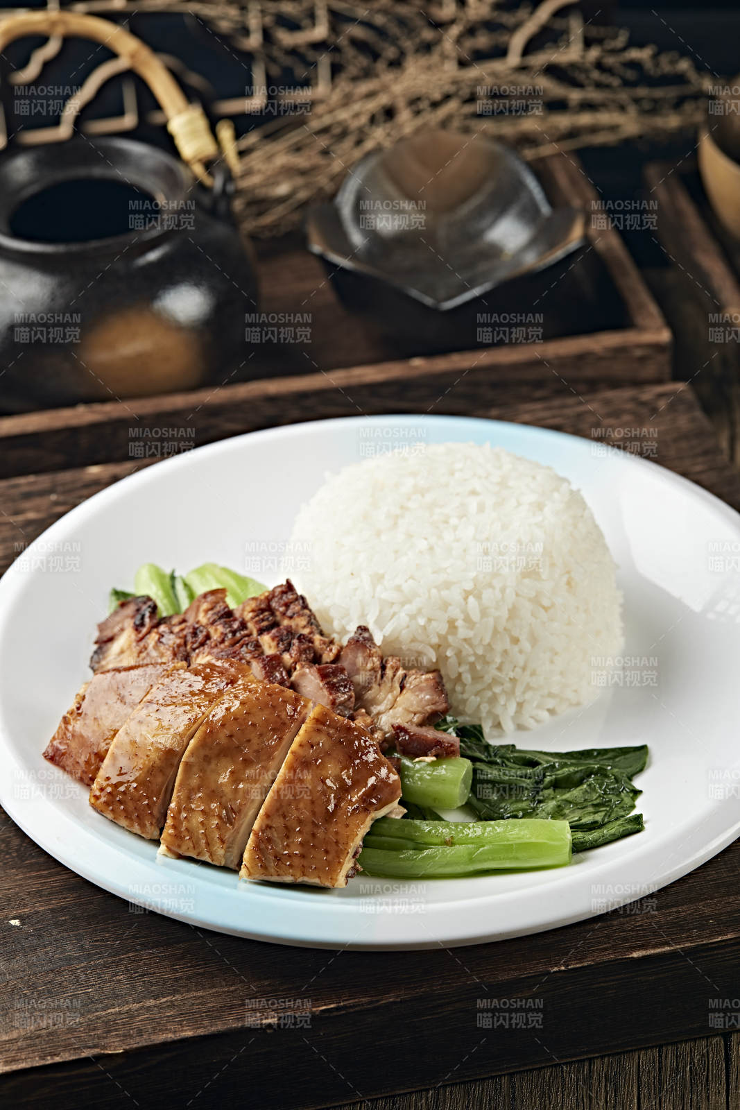 港式茶餐烧鸭叉烧盖浇饭