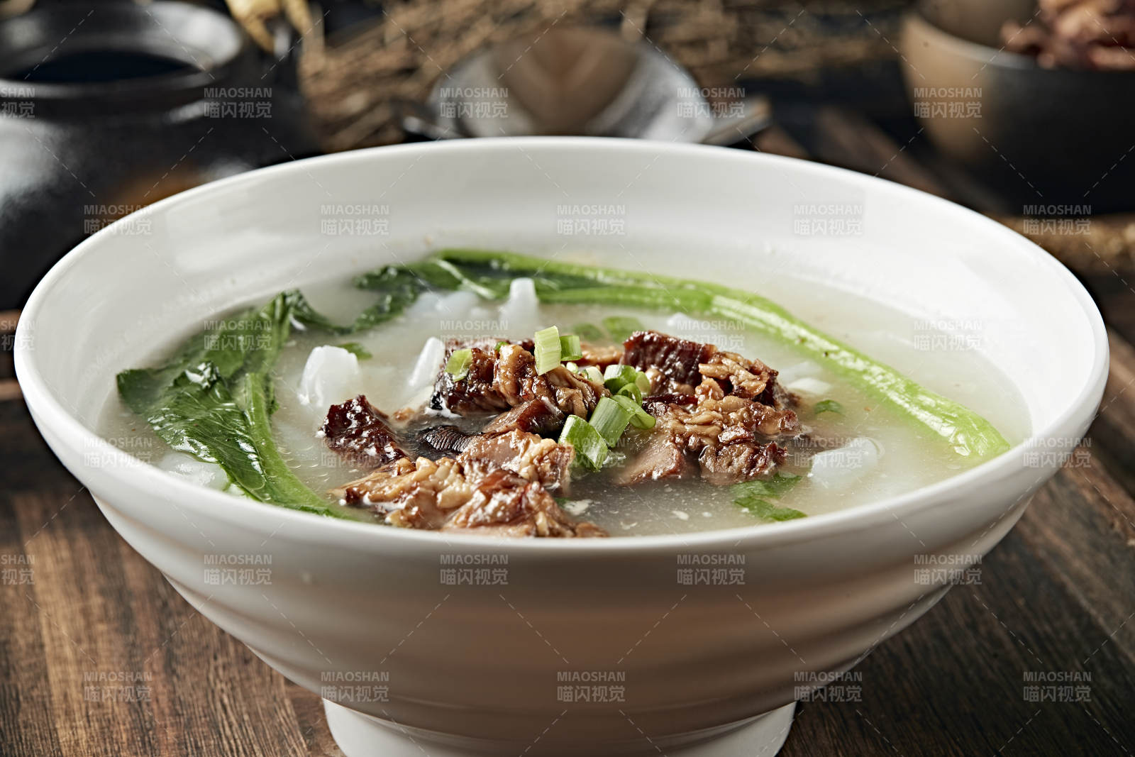 鮮雞湯叉燒肉煮腸粉