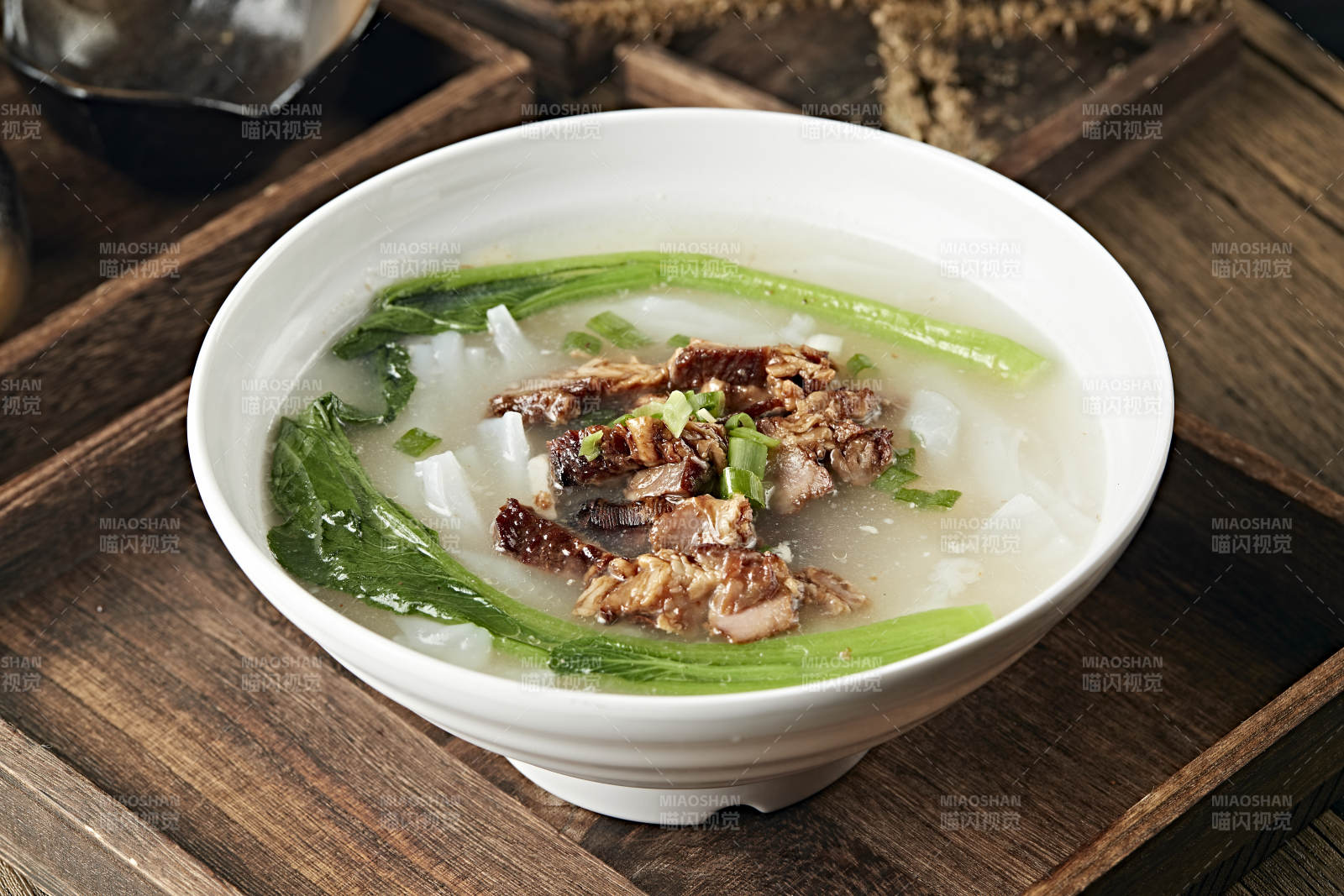 鮮雞湯叉燒肉煮腸粉