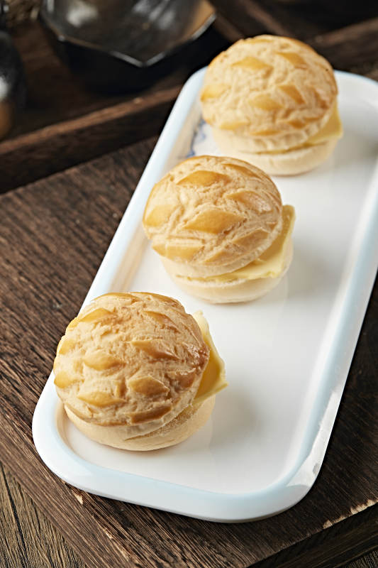 港式茶吐司菠萝包