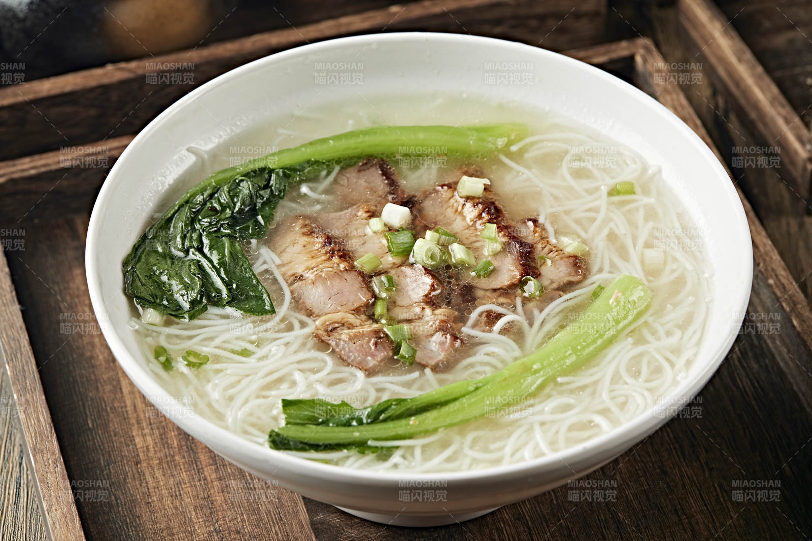 鮮雞湯叉燒肉煮腸粉