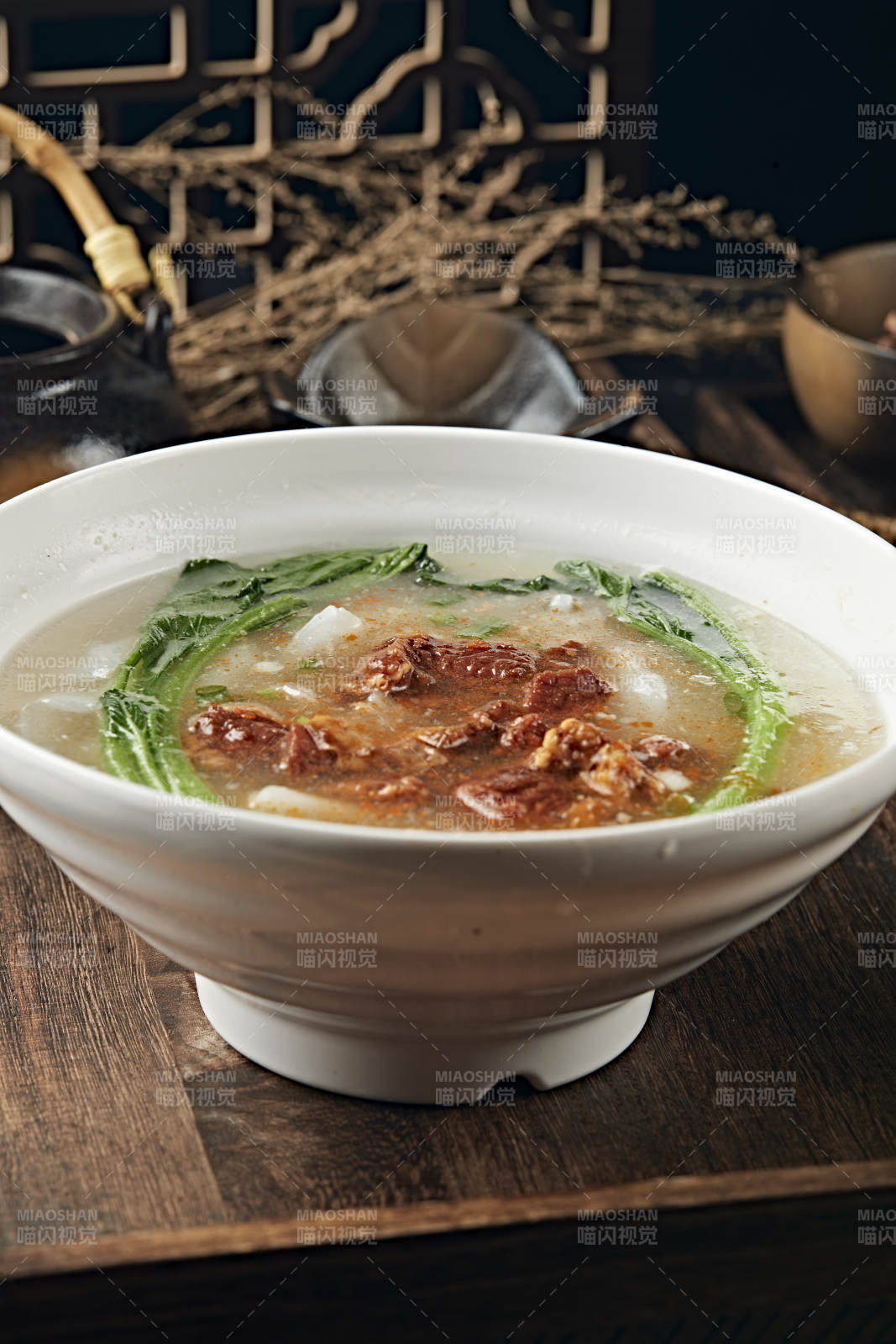 鮮雞湯番茄牛腩煮腸粉