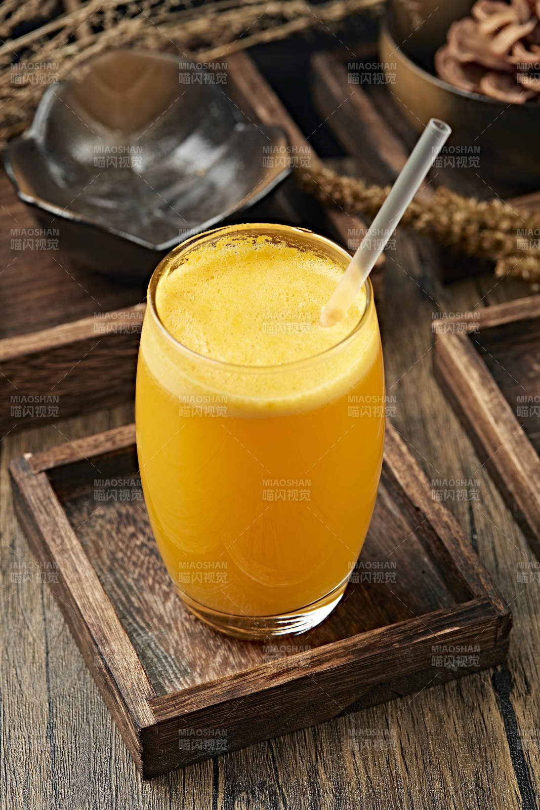 美味鲜榨柳橙汁