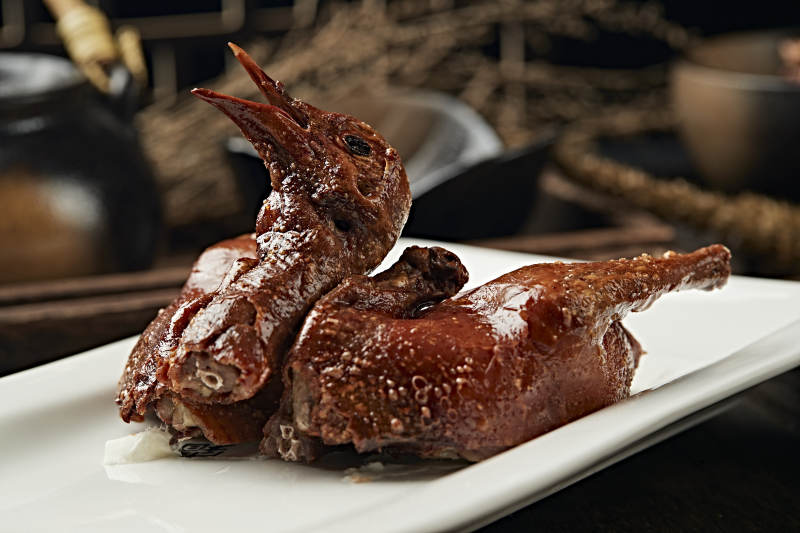 港式金牌脆皮乳鸽