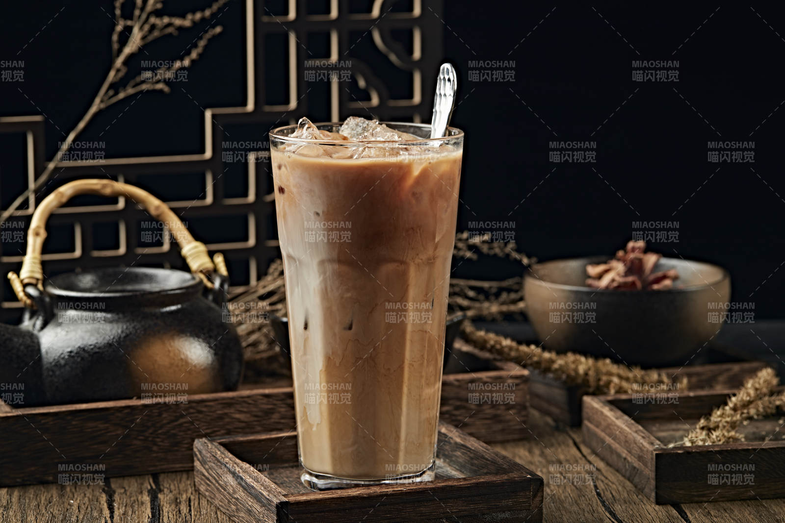 冰爽饮料冰奶茶冰咖啡