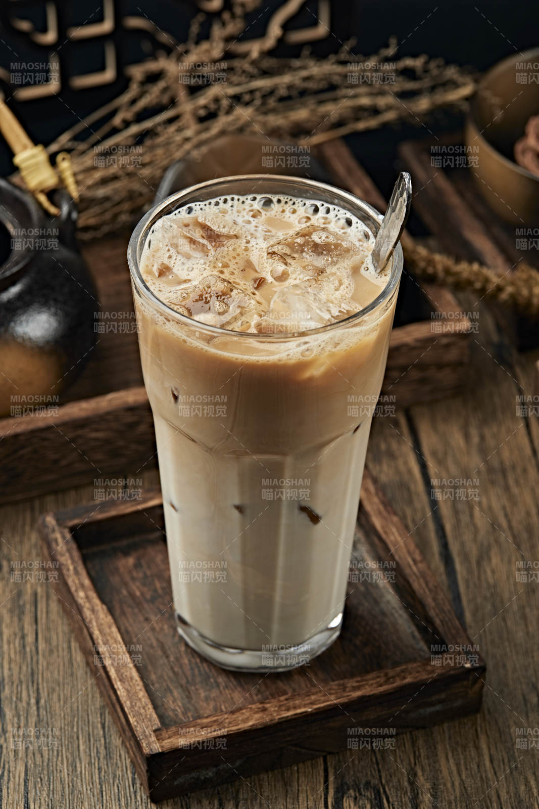 冰爽饮料冰奶茶冰咖啡