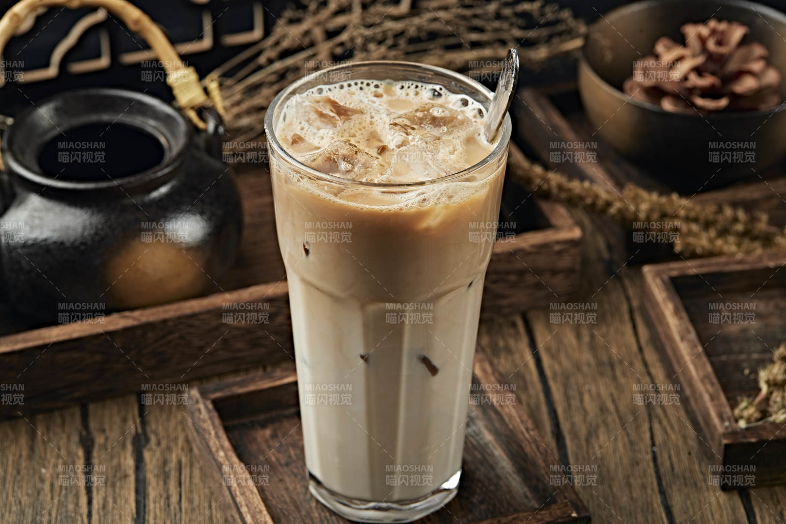 冰爽饮料冰奶茶冰咖啡