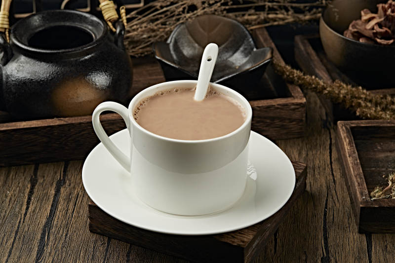热冲泡牛奶咖啡