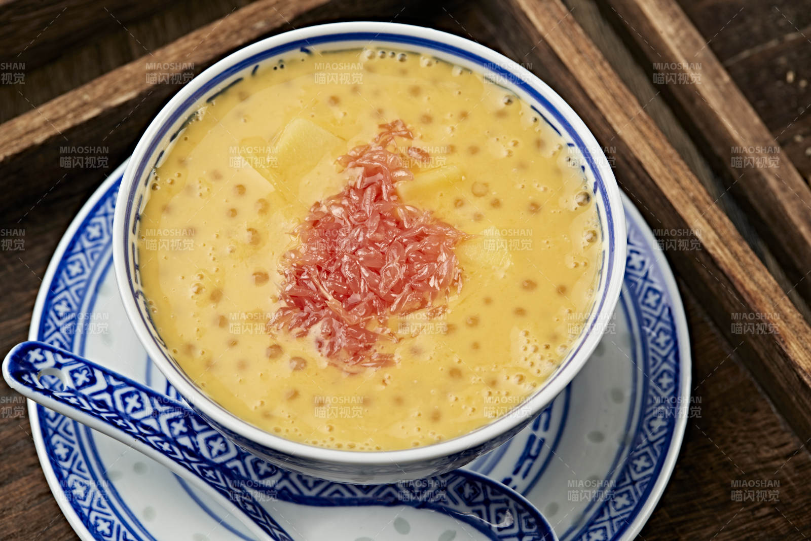 红柚芒果西米露杨枝甘露