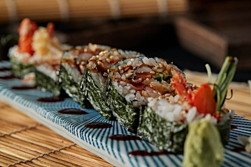 什錦太手卷壽司