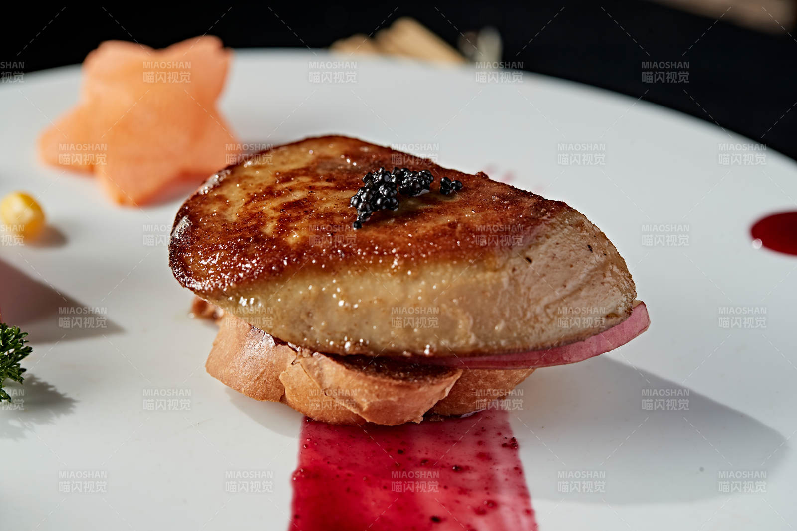 香煎法式鹅肝图片