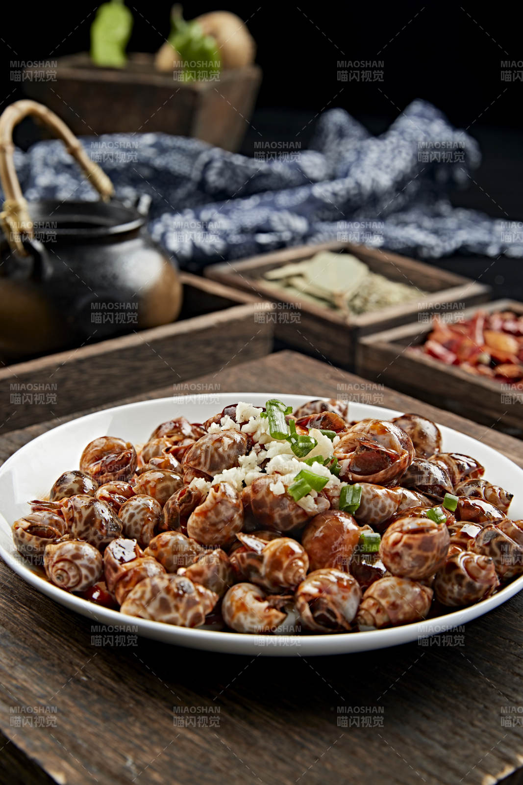 撈汁小海鮮酒釀花螺