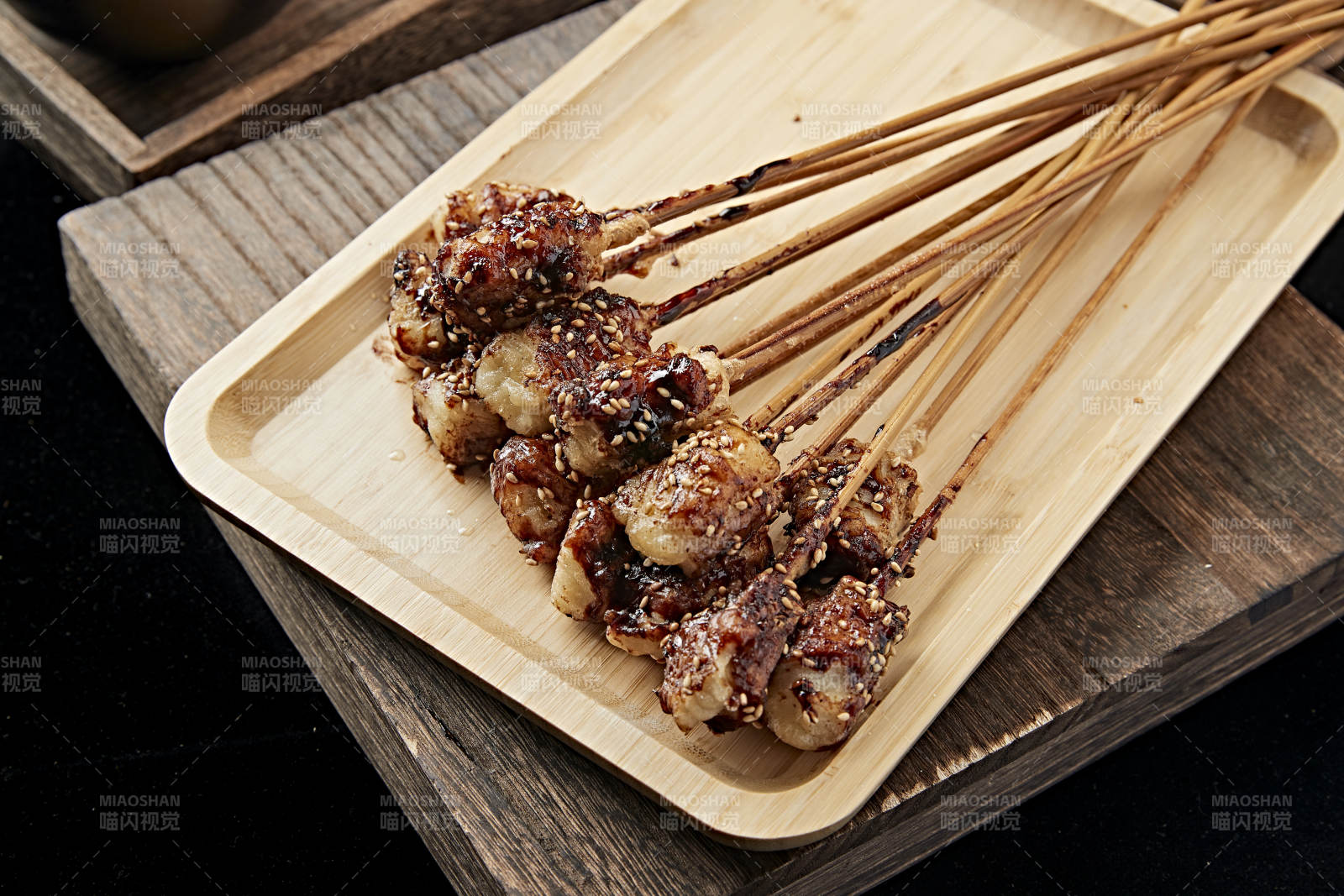 刷醬炭烤美味豆腐糕