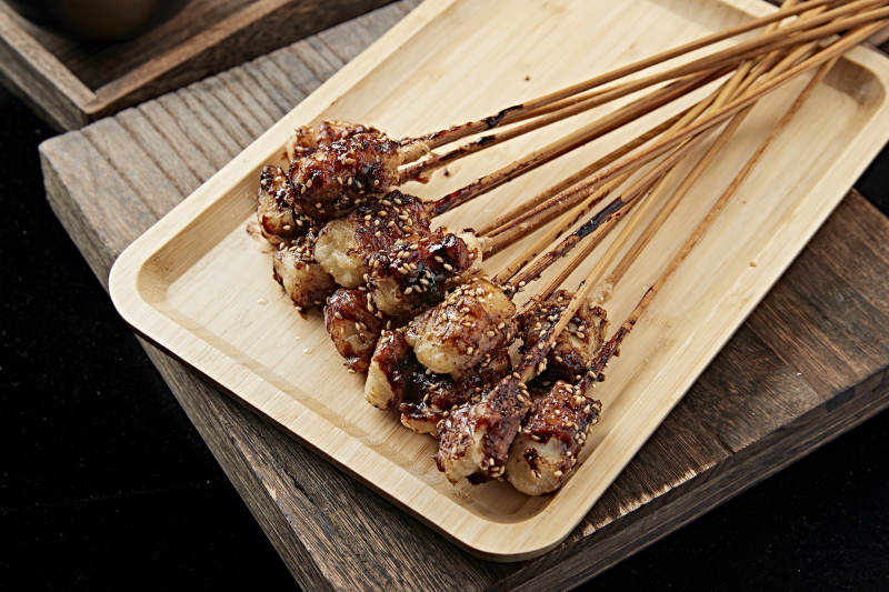 刷醬炭烤美味豆腐糕