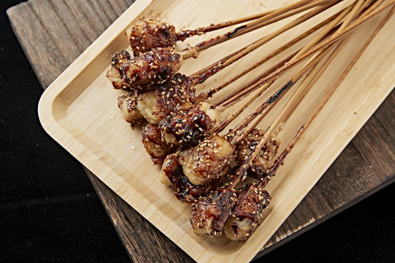 刷醬炭烤美味豆腐糕