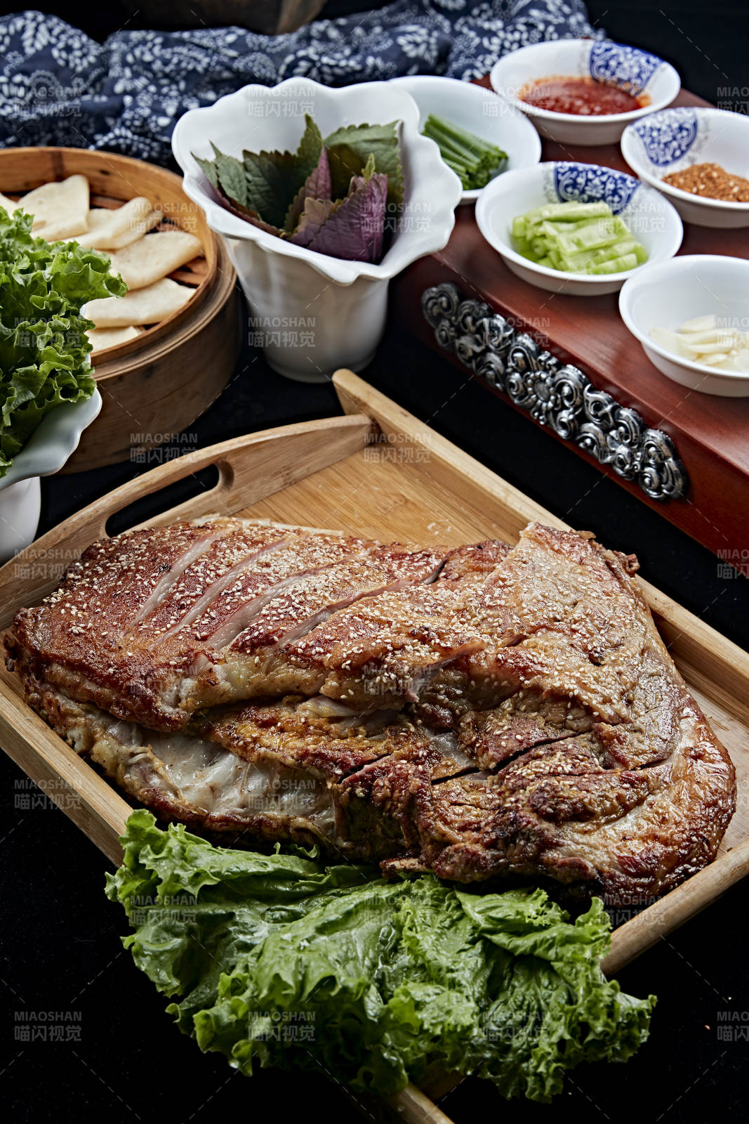 蒙古族炭烤羊排